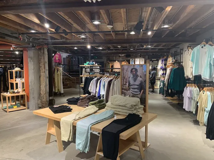 Urban Outfitters 6