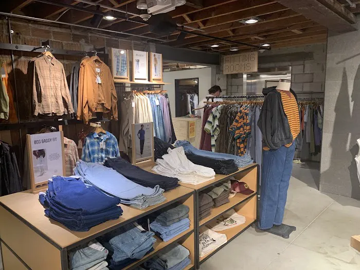 Urban Outfitters 5