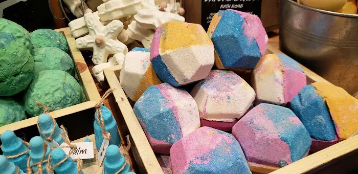 Lush Cosmetics Mohegan Sun 8