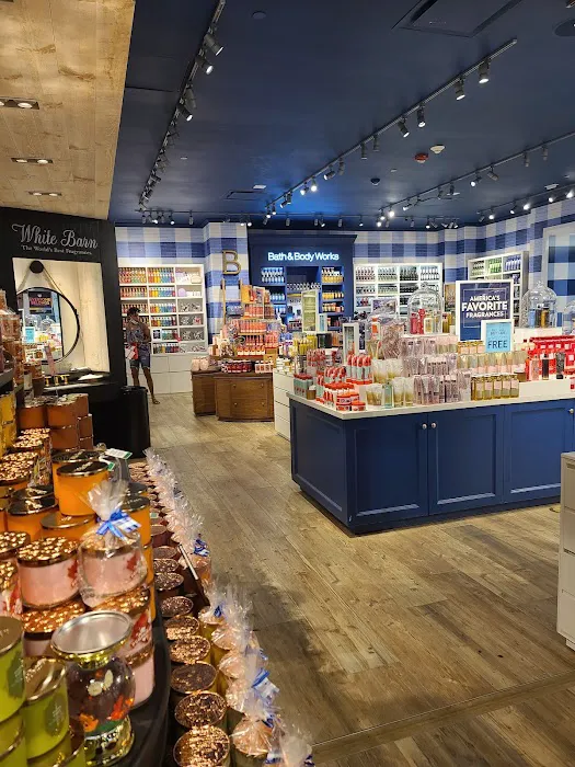 Bath & Body Works 2