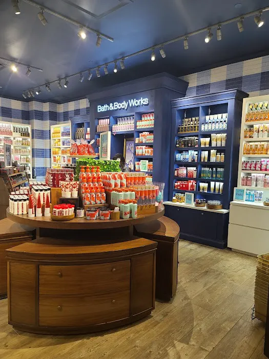 Bath & Body Works 9