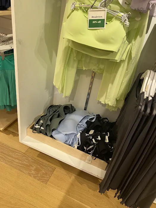 Aerie 7