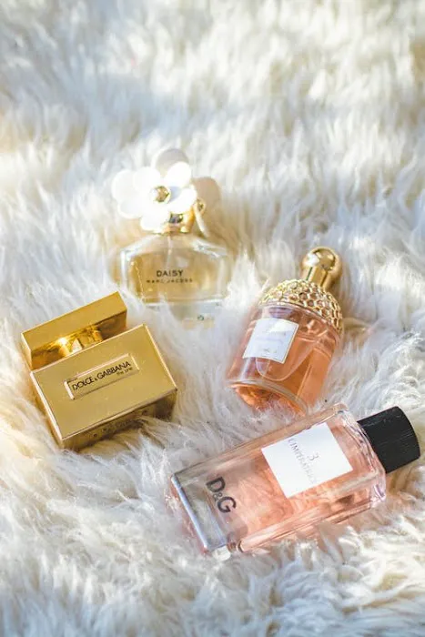 TCS PARADISE PERFUMES & BOUTIQUE 7