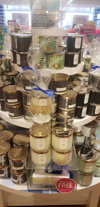Bath & Body Works 2