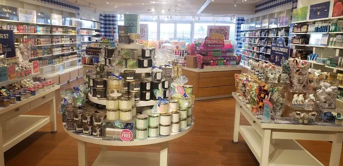 Bath & Body Works 4