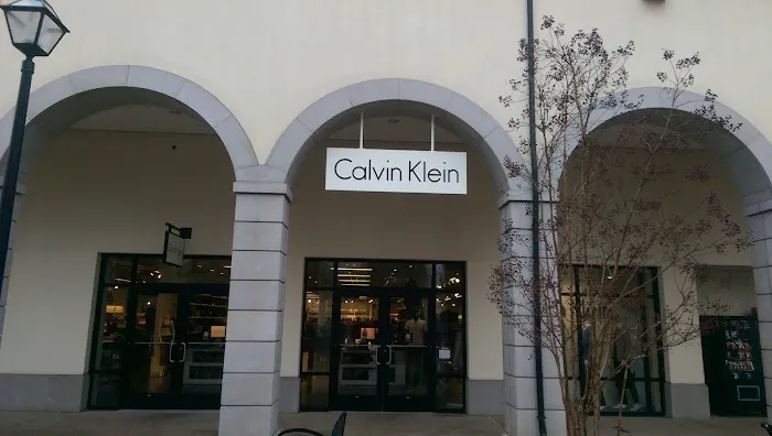 Calvin Klein 7