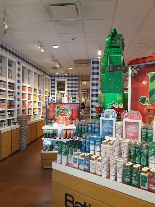 Bath & Body Works 9