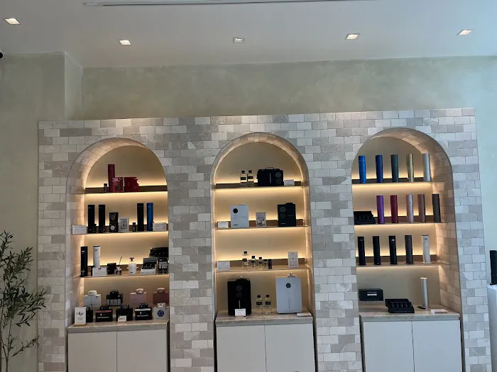 Aroma360 Garden City Roosevelt Field 0
