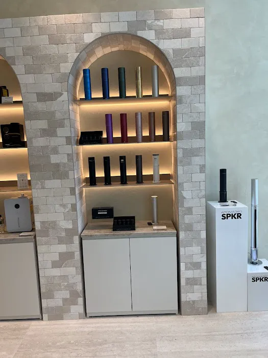 Aroma360 Garden City Roosevelt Field 5