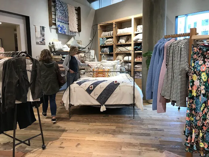 Anthropologie 7