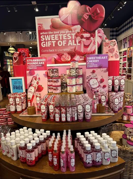 Bath & Body Works 2