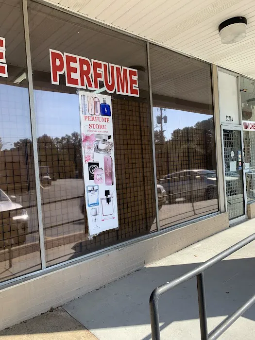 Perfume Store Pinetree Plaza 3