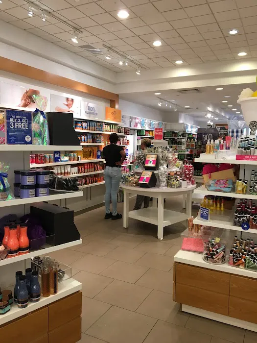 Bath & Body Works 2