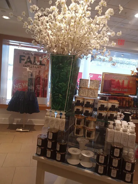 Bath & Body Works 4