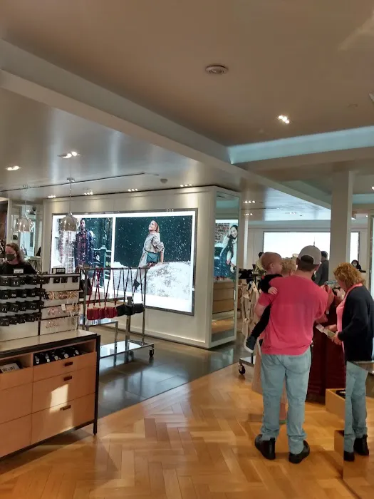 COACH Outlet 1