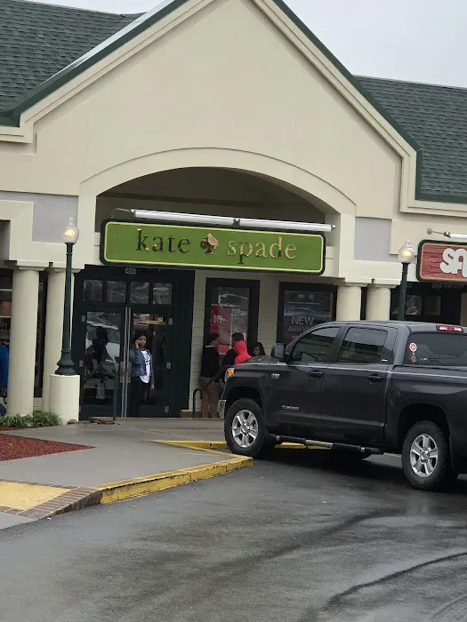 Kate Spade Outlet 3
