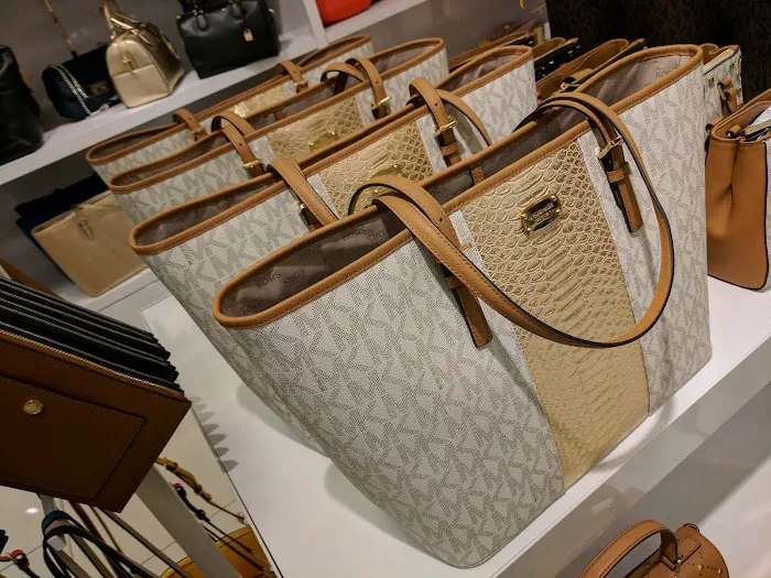 Michael Kors Outlet 9