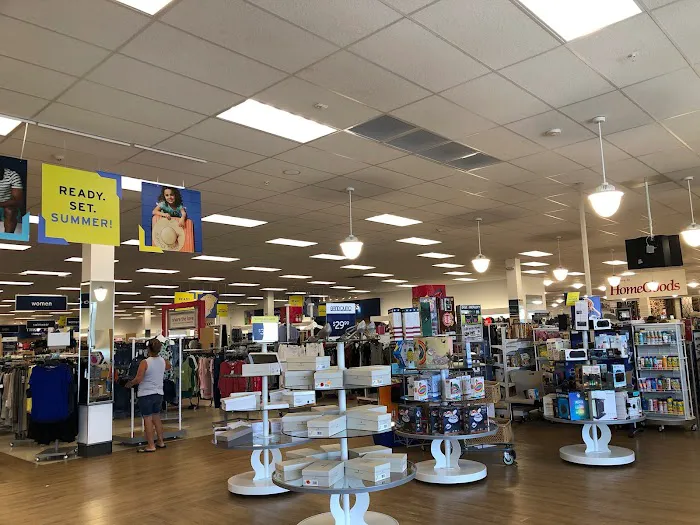 Marshalls & HomeGoods 3