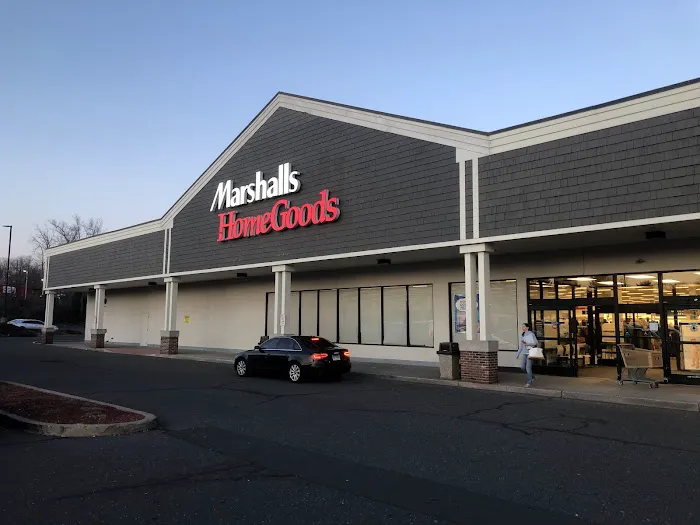 Marshalls & HomeGoods 1