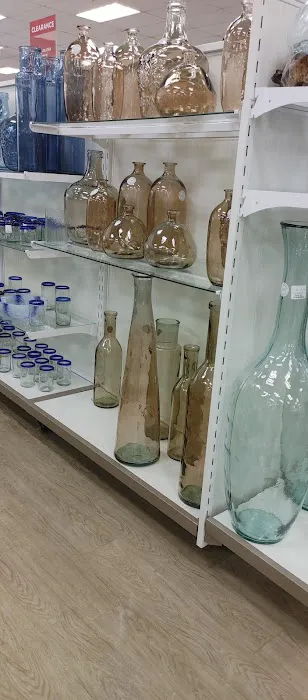 Marshalls & HomeGoods 4