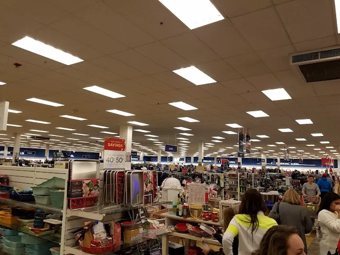 Marshalls & HomeGoods 5