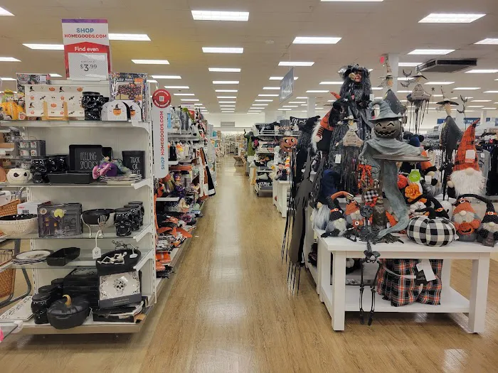 Mega Marshall's Plaza 3