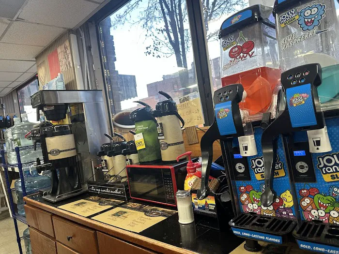 KAZY’S CONVENIENCE & MOBILE MART 4