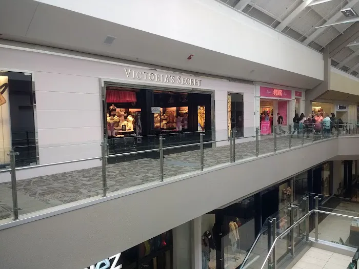 Victoria's Secret & PINK by Victoria's Secret 6