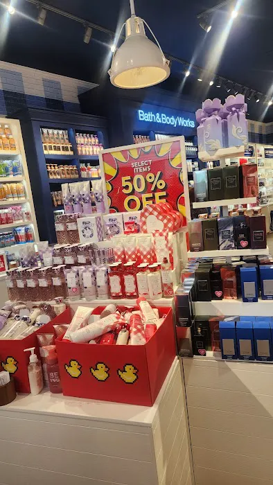 Bath & Body Works 8