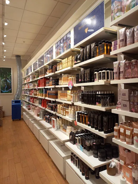 Bath & Body Works 1