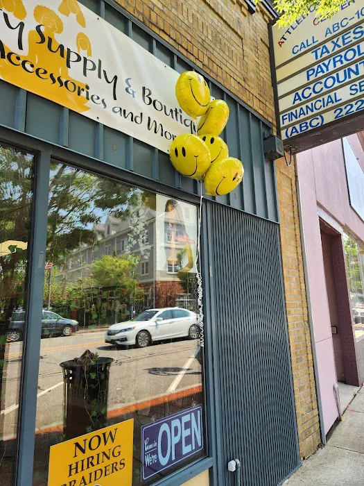 Nerua's Beauty Supply & Boutique 1