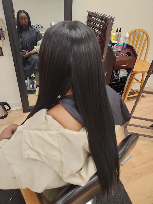 Nerua's Beauty Supply & Boutique 9