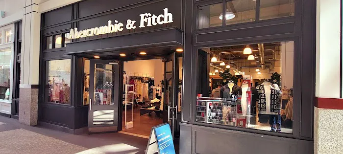 Abercrombie & Fitch 0