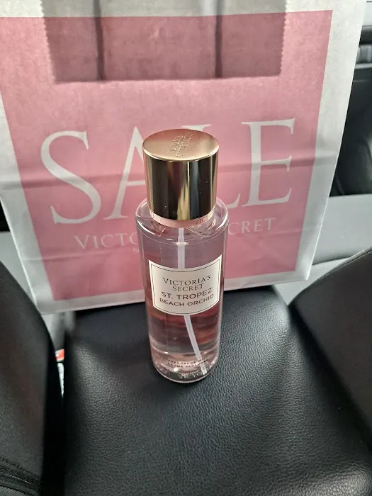 Victoria's Secret & PINK by Victoria's Secret 2