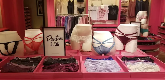 Victoria's Secret & PINK by Victoria's Secret 5
