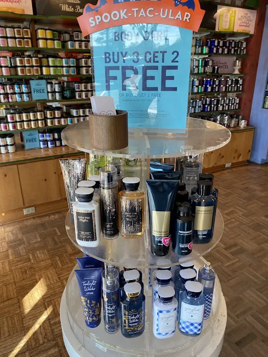 Bath & Body Works 4