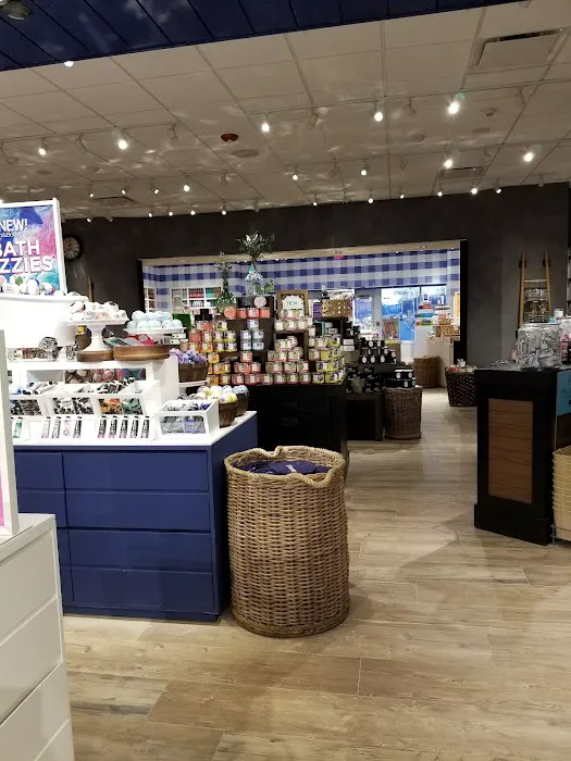 Bath & Body Works 4