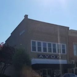 Avon Outlet & Boutique ico