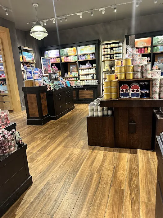 Bath & Body Works 2