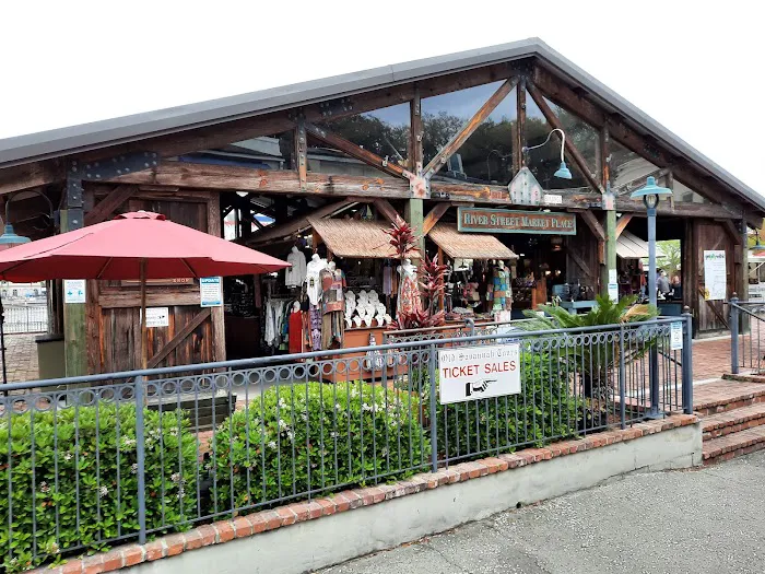 River Street Market Place 1