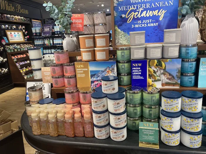 Bath & Body Works 4