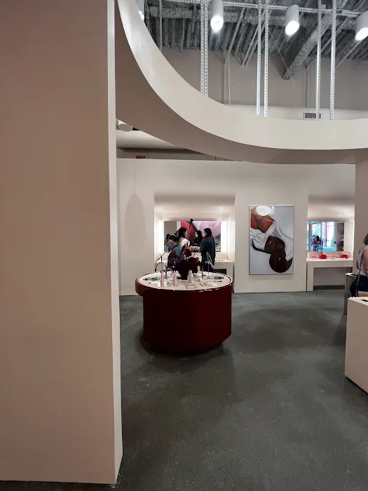 Glossier Atlanta 6
