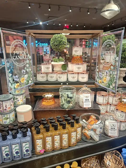 Bath & Body Works 1