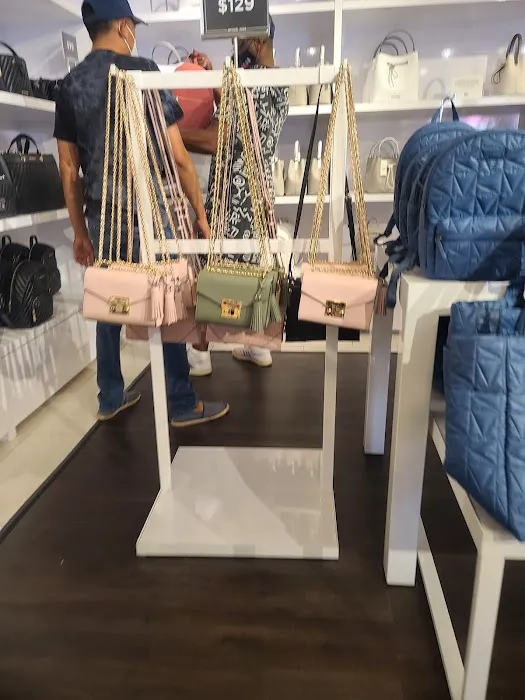 Michael Kors Outlet 5