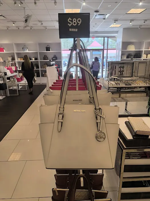 Michael Kors Outlet 6
