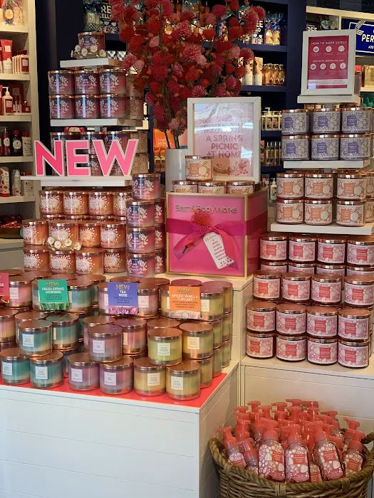 Bath & Body Works 2