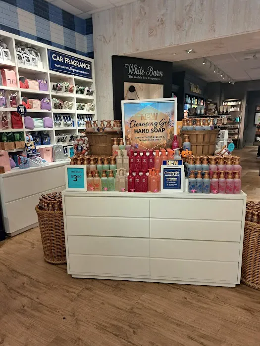 Bath & Body Works 4