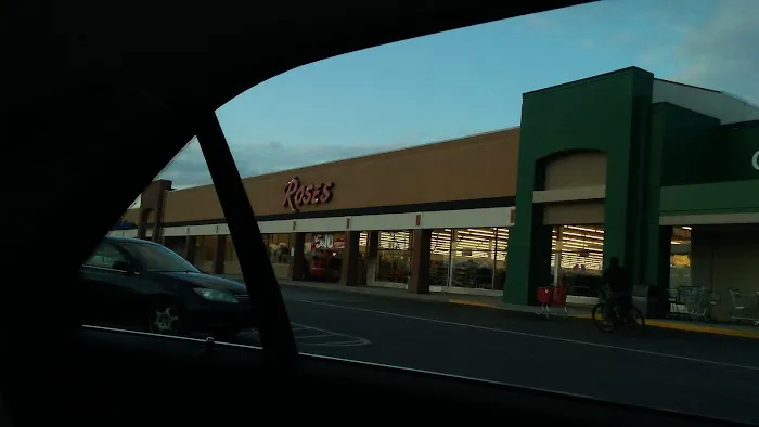 Roses Discount Store 3