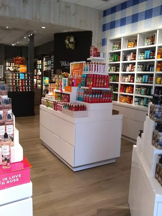 Bath & Body Works 8