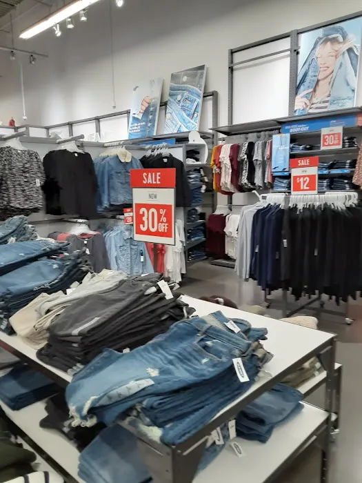 Old Navy 3